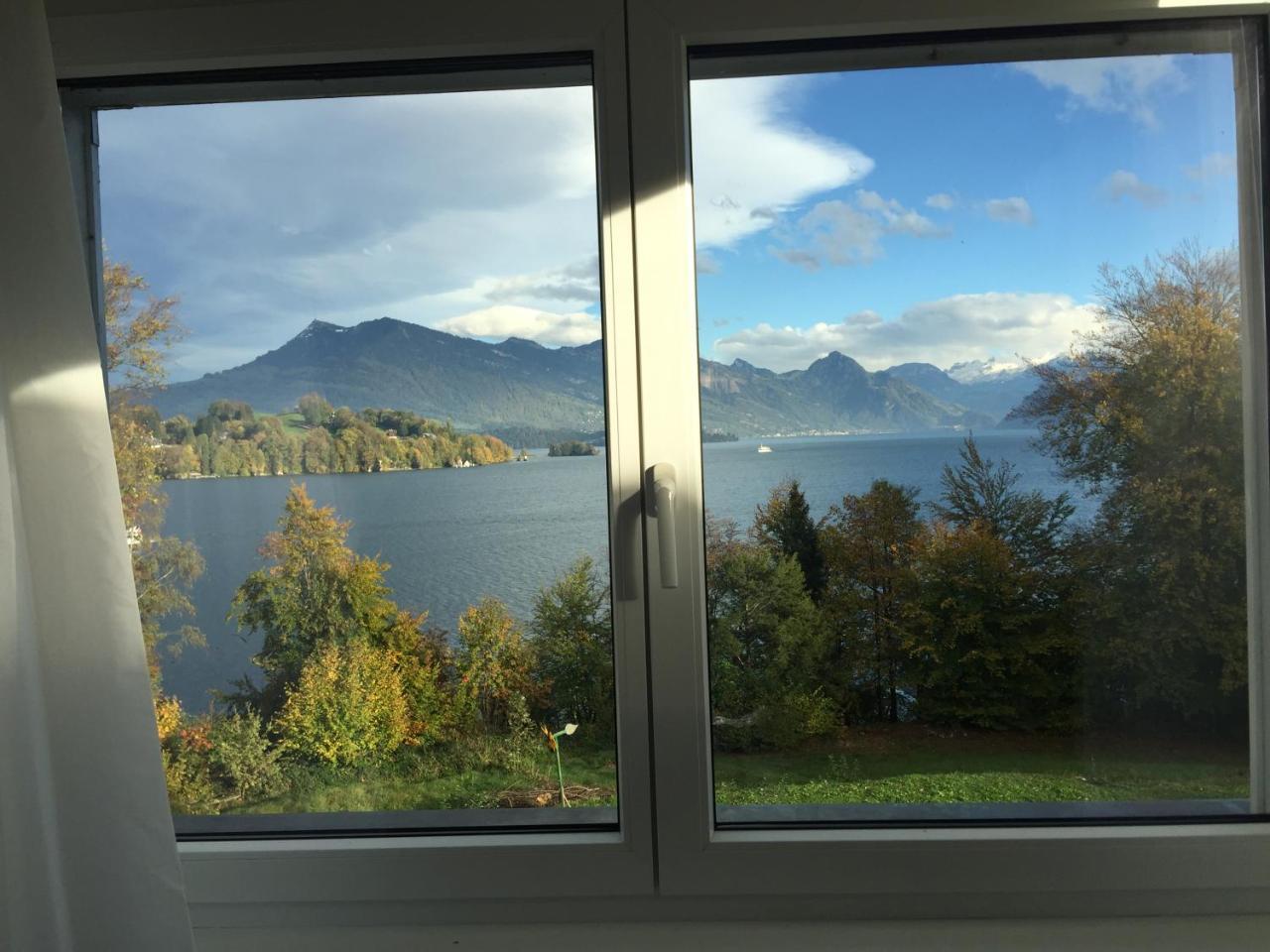 Lake Villa Lotus 霍尔夫 外观 照片
