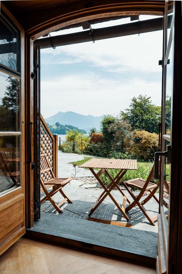 Lake Villa Lotus 霍尔夫 外观 照片