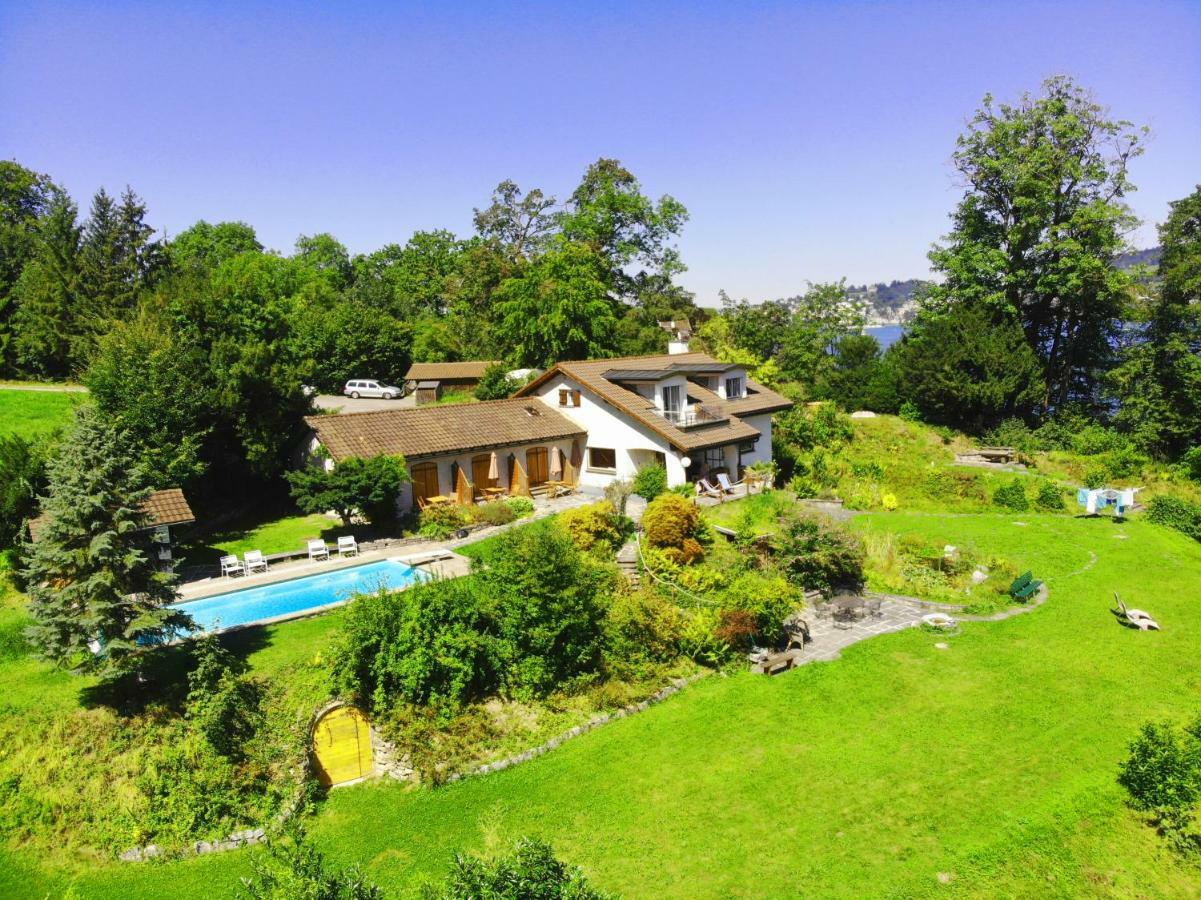 Lake Villa Lotus 霍尔夫 外观 照片